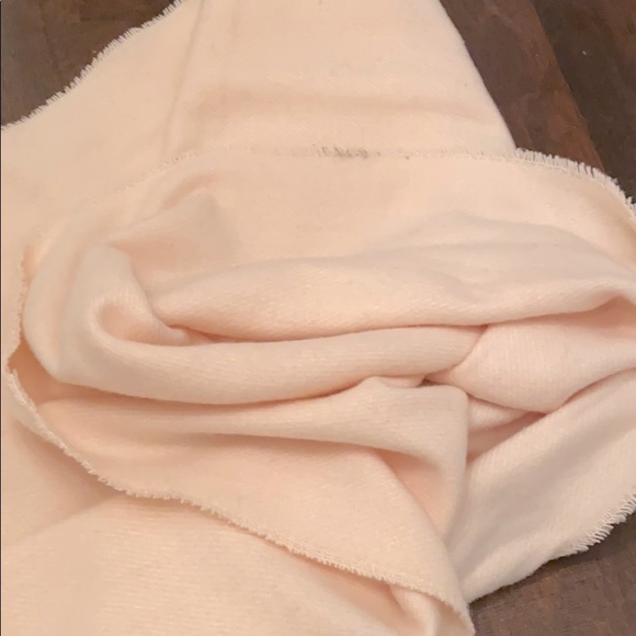 Super soft scarf - Picture 5 of 5